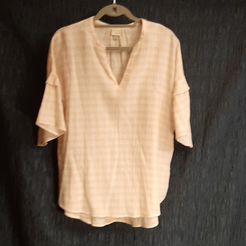 Ladies light pink and white checkered summer blous